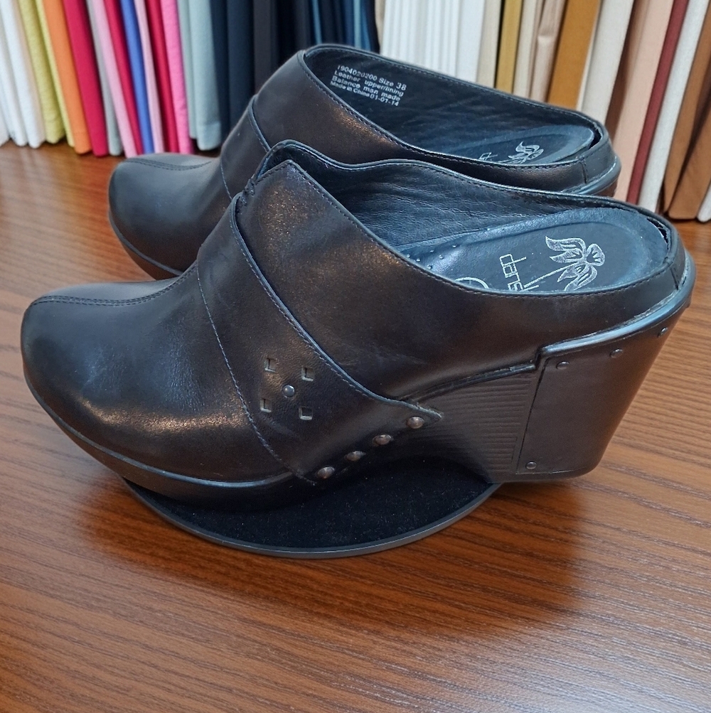 DANSKO  Black Leather Mules Size 7.5